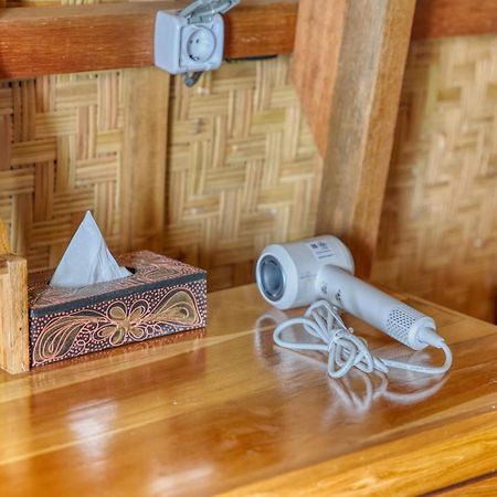 D Sebuluh Bungalow Batumadeg Extérieur photo
